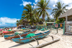 Fischerboote am Ufer, Ramena Bucht, Diego Suarez, Antsiranana, Madagaskar, Afrika Fischerboote am Ufer, Ramena Bucht, Diego Suarez, Antsiranana, Madagaskar, Afrika